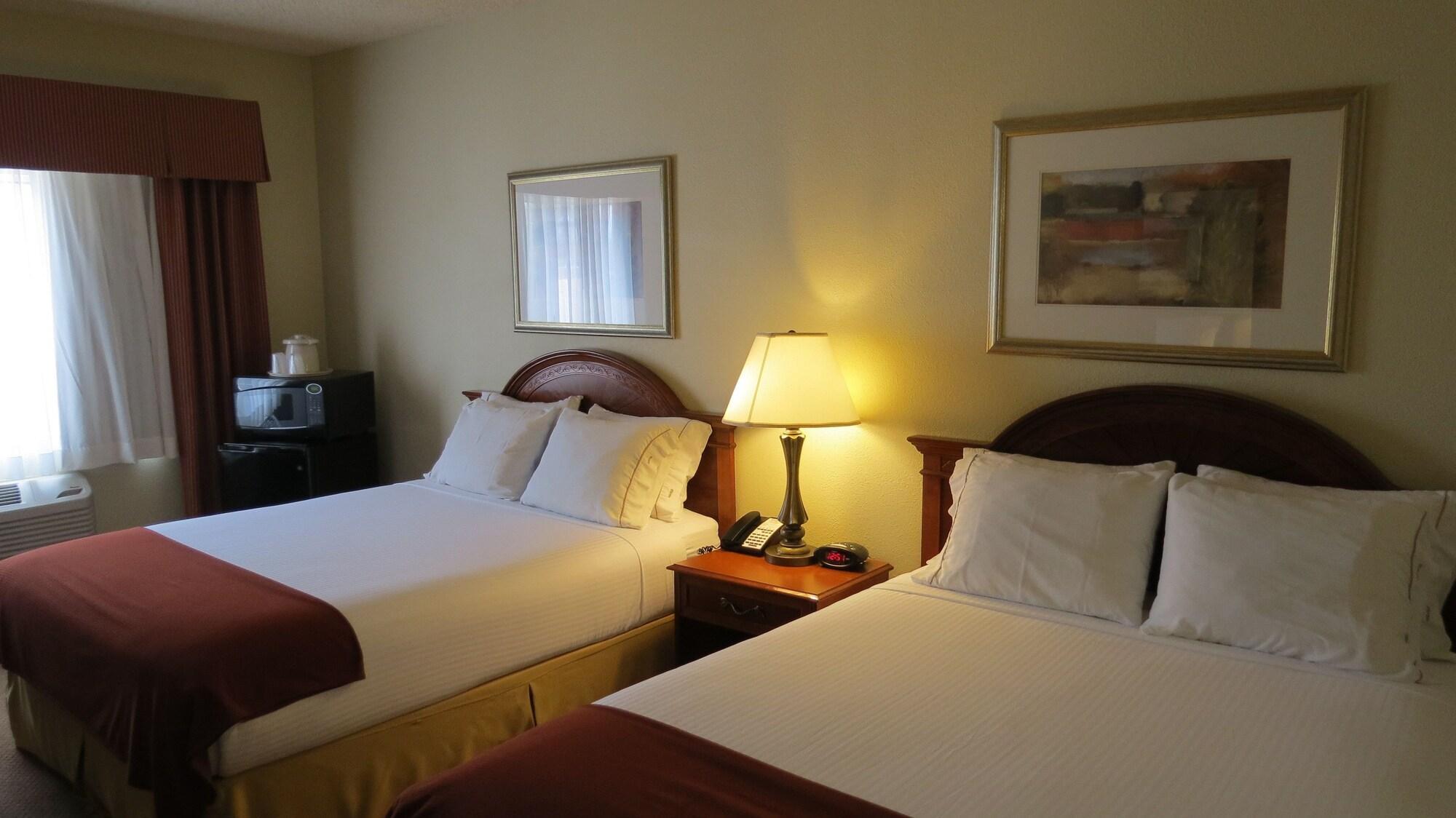 Baymont & By Wyndham Hotel Holbrook
